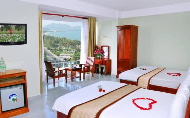 Hoang Tung Hotel - photo 3