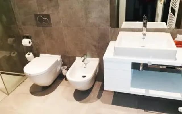 Free Parking- 2bdr Apartment in Wenceslas Square - photo 4