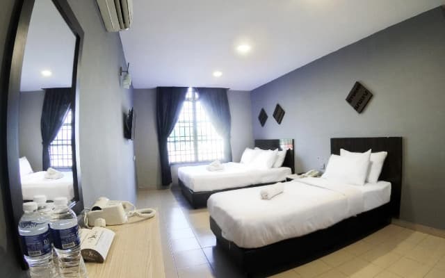 JV Hotel Simpang Ampat - photo 4