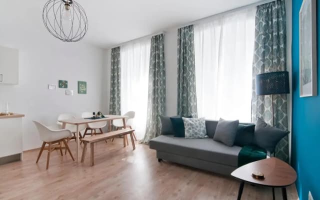 Stylish Self-Check-In Apartment With 2 Bedrooms - photo 5