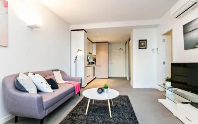 Complete Host Leopold Apartments - photo 2