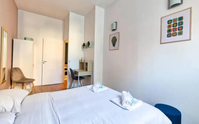 Appartement Calme proche Champs Elysées - 6P - photo 4