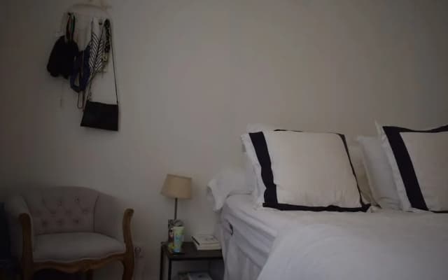 1 Bedroom in Bonne Nouvelle - photo 5