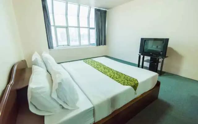 King Royal ll Hotel - photo 5