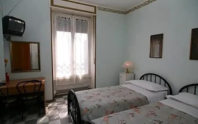 Hotel Eva - photo 3