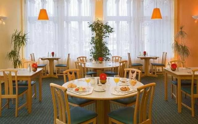 Ibis Budapest Vaci Ut - photo 4