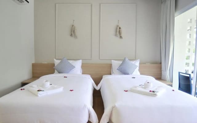 Combo Beach Hotel Samui - photo 2