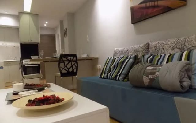 Apartment Near Acropolis - photo 2