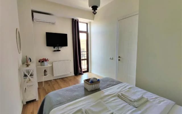 Avlabari Apartment - photo 3