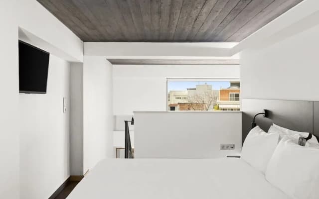 Athenian View Loft - photo 3