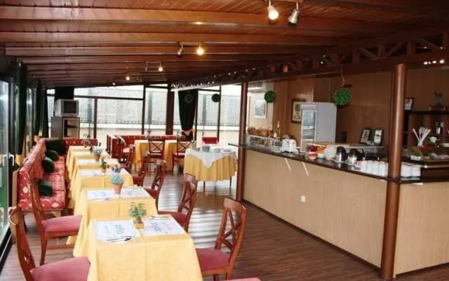 A&H Plaza del Liceo - photo 3