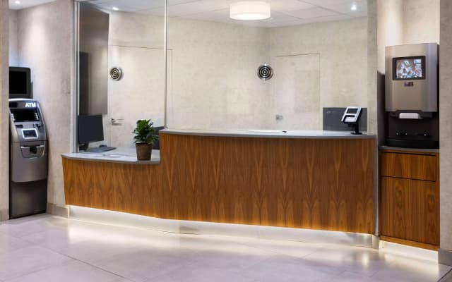 Ramada by Wyndham Bronx - photo 3