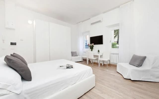 White Flat Colosseo - photo 2