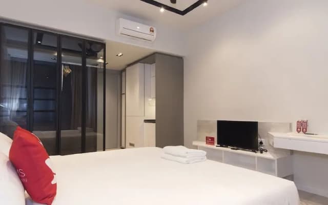 Zen Home Expressionz Suites - photo 2