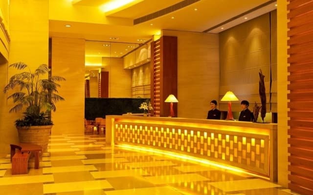 Rambler Garden Hotel - photo 2