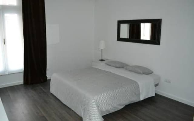 Room Gran Vía Apartments - photo 5