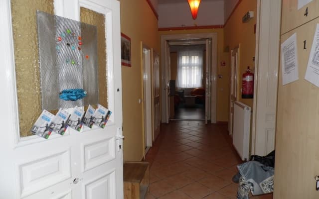 West Side Hostel - photo 2