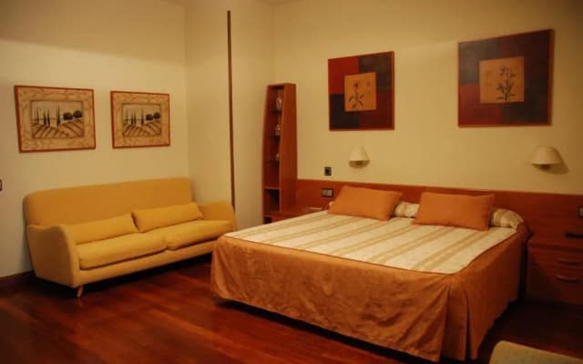 Hostal Los 5 Pinos - photo 2
