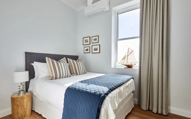 The Clovelly Hotel - photo 5