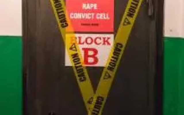 Alcatraz Jail-Hostel - photo 5