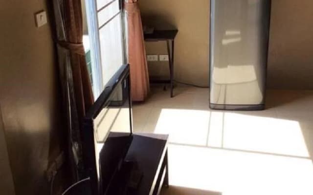 The State Apartment - photo 5