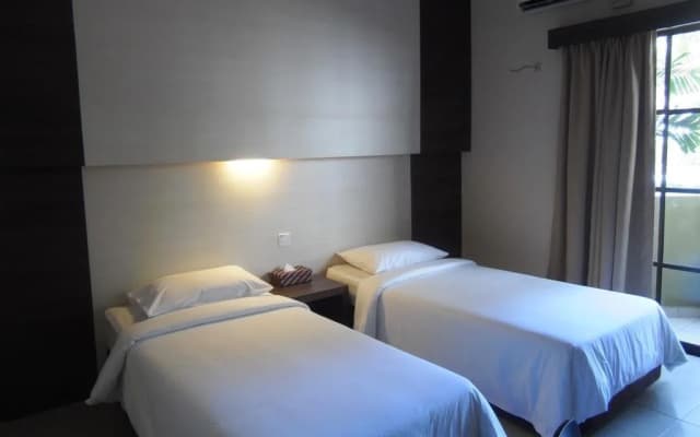Klebang Beach Resort - photo 3