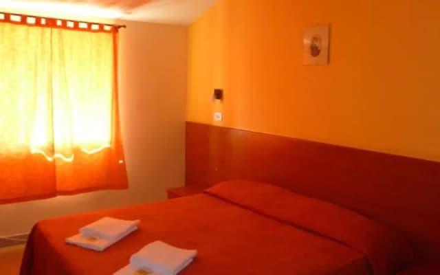 Margot Guest House - photo 5