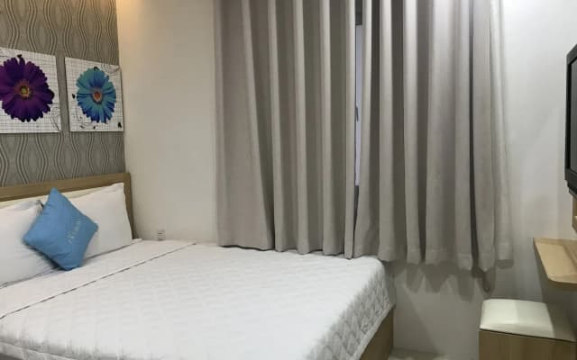 Handy Beachfront Apartment - photo 3