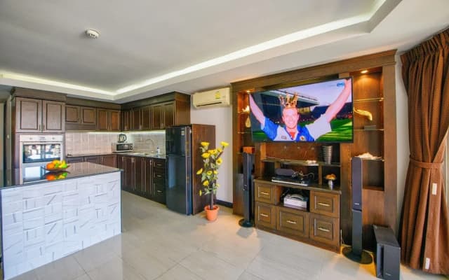 Royal Hill Resort Condotel - photo 4
