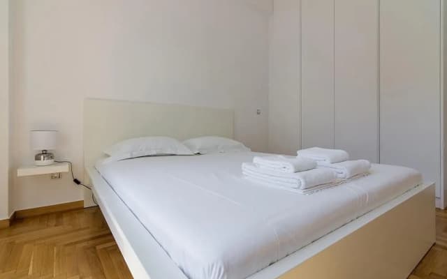 Spacious two bedroom apartment in Central location - photo 2