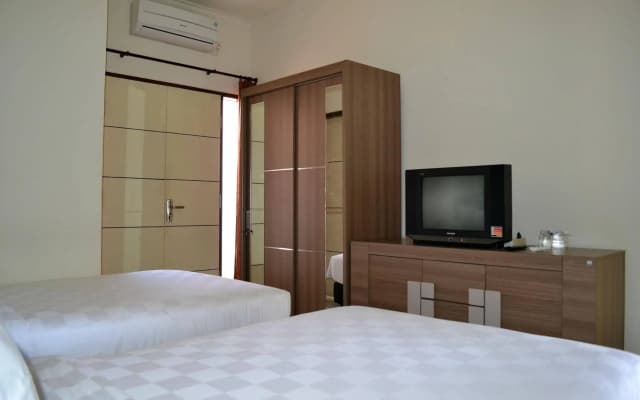 Ivanka Airport Inn - photo 3