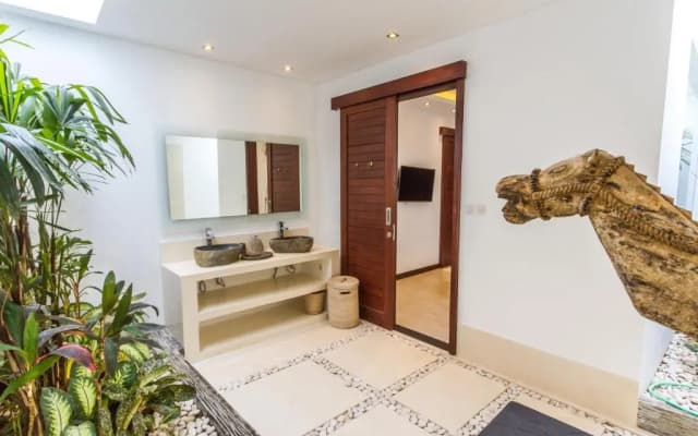 Villa Saha - photo 2