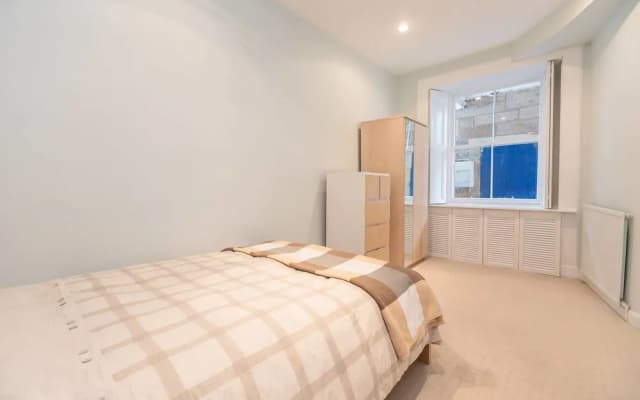 Cosy 2br, City Centre Apartment - photo 2