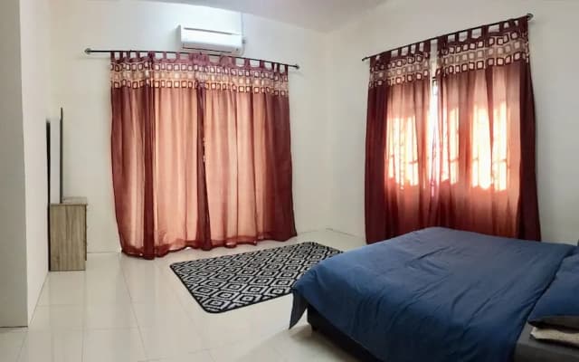 Lily Homestay Kangar - photo 3