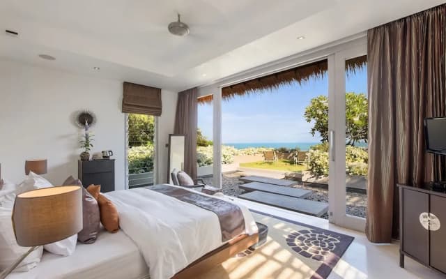Sangsuri Villa 1 - photo 2