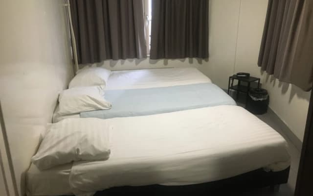 CS Hotel - photo 4