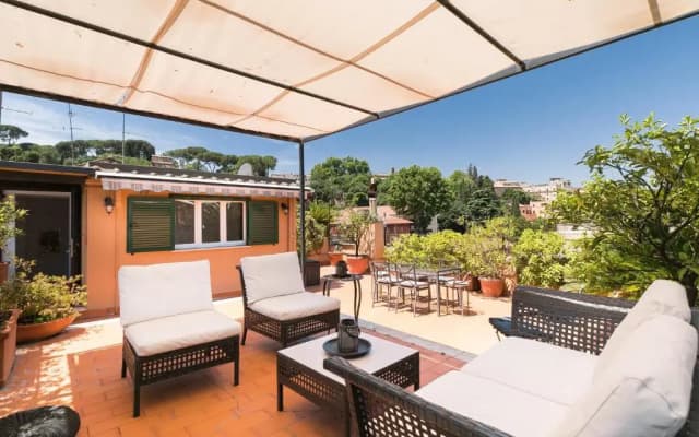 Trastevere Charming Penthouse - photo 4