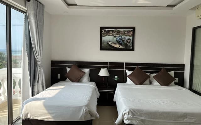 Hotel Front Beach - photo 4