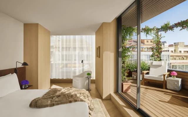 The Barcelona EDITION - photo 5