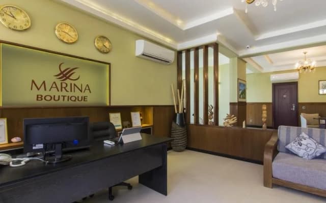 Marina Boutique Hotel - photo 2