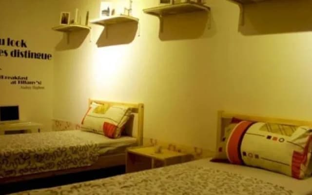Bed and Bike Backpacker Studio - Hostel - - photo 2