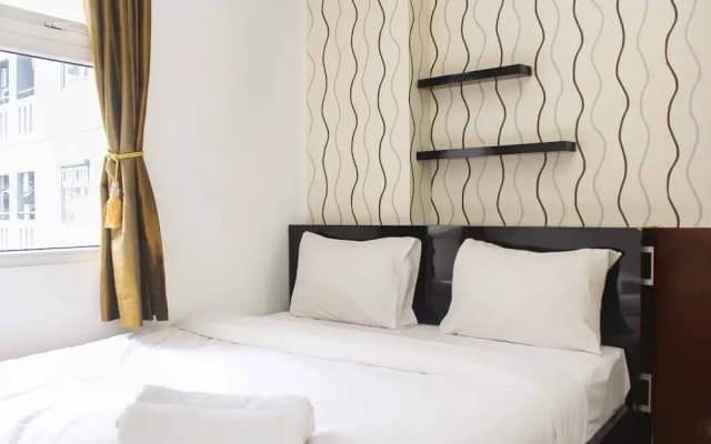 Scenic 2Br Green Pramuka City Apartment Near Mall - photo 5