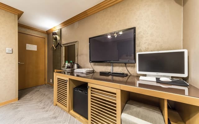Demian Hotel - photo 2