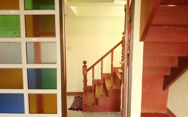 Aree Home Guesthouse - photo 2