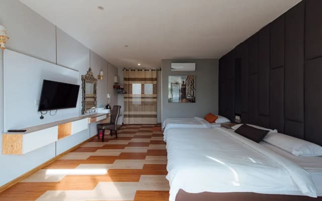 Chan Living - photo 2