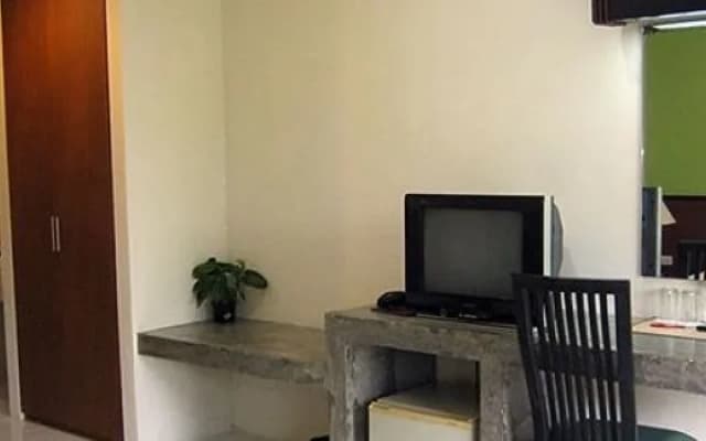 One-D House - photo 4