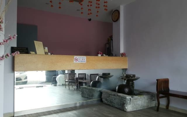 Tiong Nam Hotel Near Pasir Gudang - photo 2