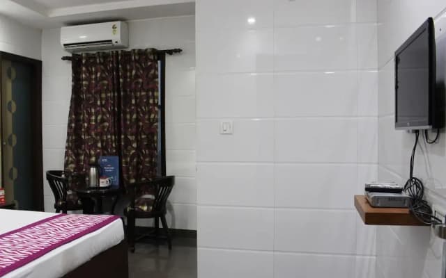 OYO 2705 Hotel Preet Palace - photo 5