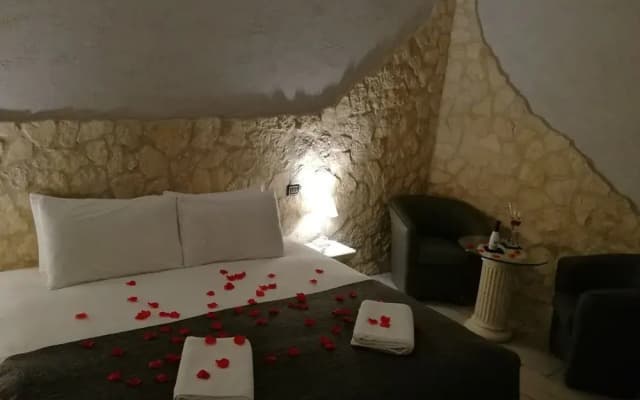 Mirabilia Guest House - photo 2