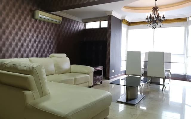 Pavilion Fahrenheit 88 - AJ home - photo 2